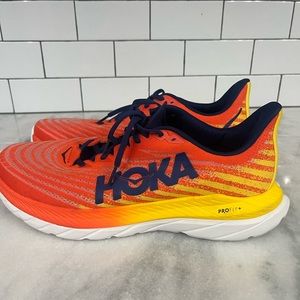 Hoka Mach 5